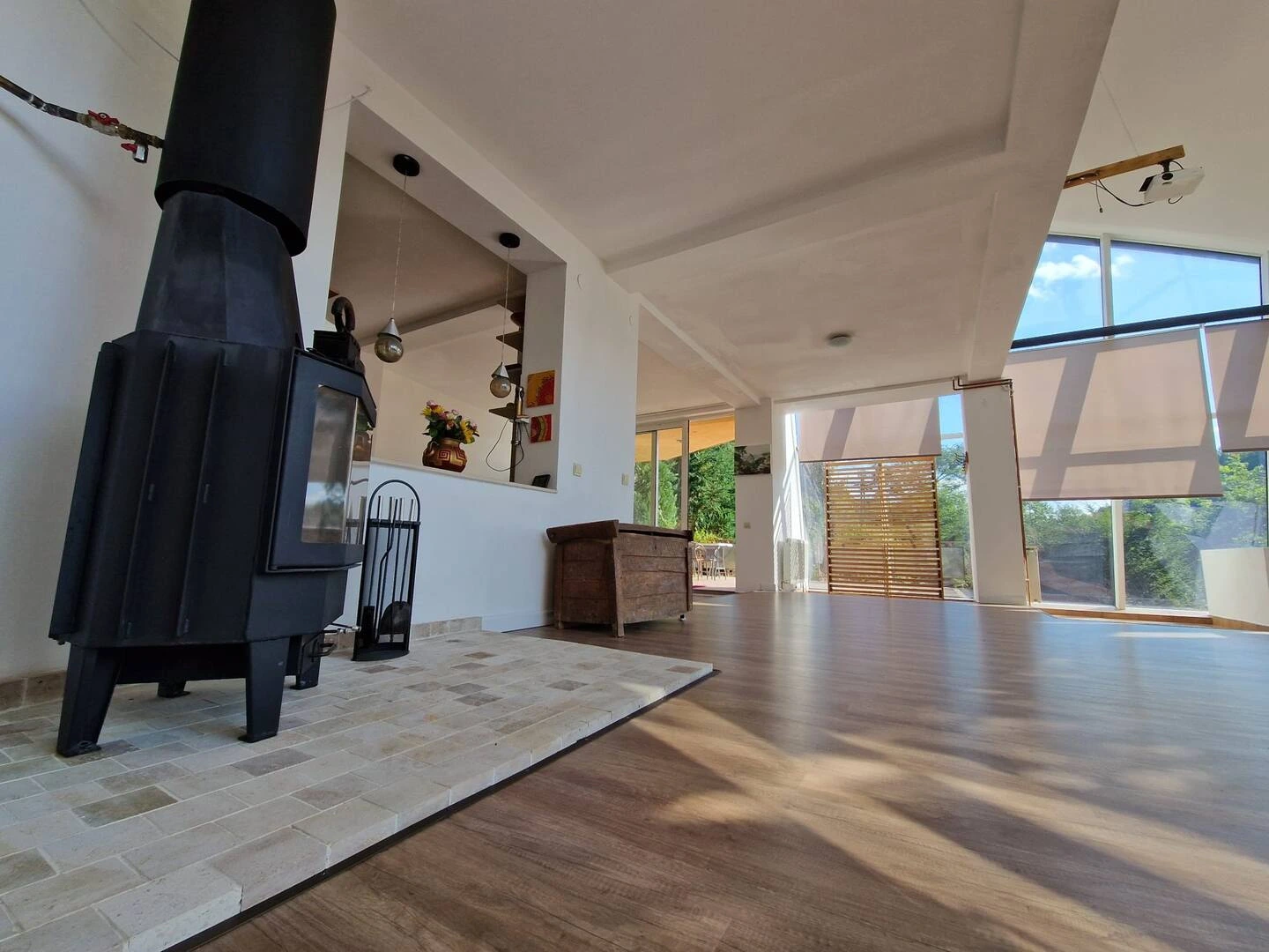 Șemineu - Atmosferă romantică și caldă