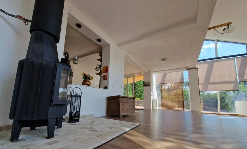 Șemineu romantic la Simon's Holiday House - Cazare Munții Apuseni